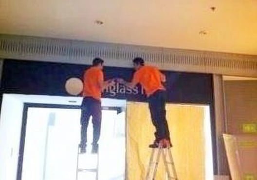 Traslado de Tiendas en Centro Comercial Montajes